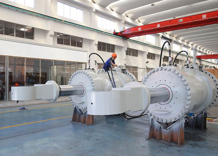 烏東德電站水輪機接力器，單機容量85萬千瓦
